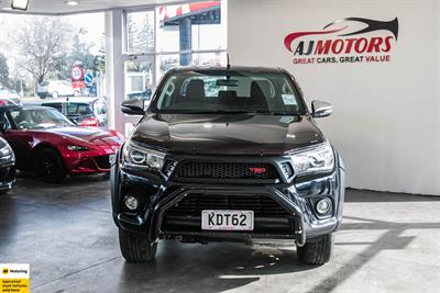 2016 Toyota HILUX - Thumbnail
