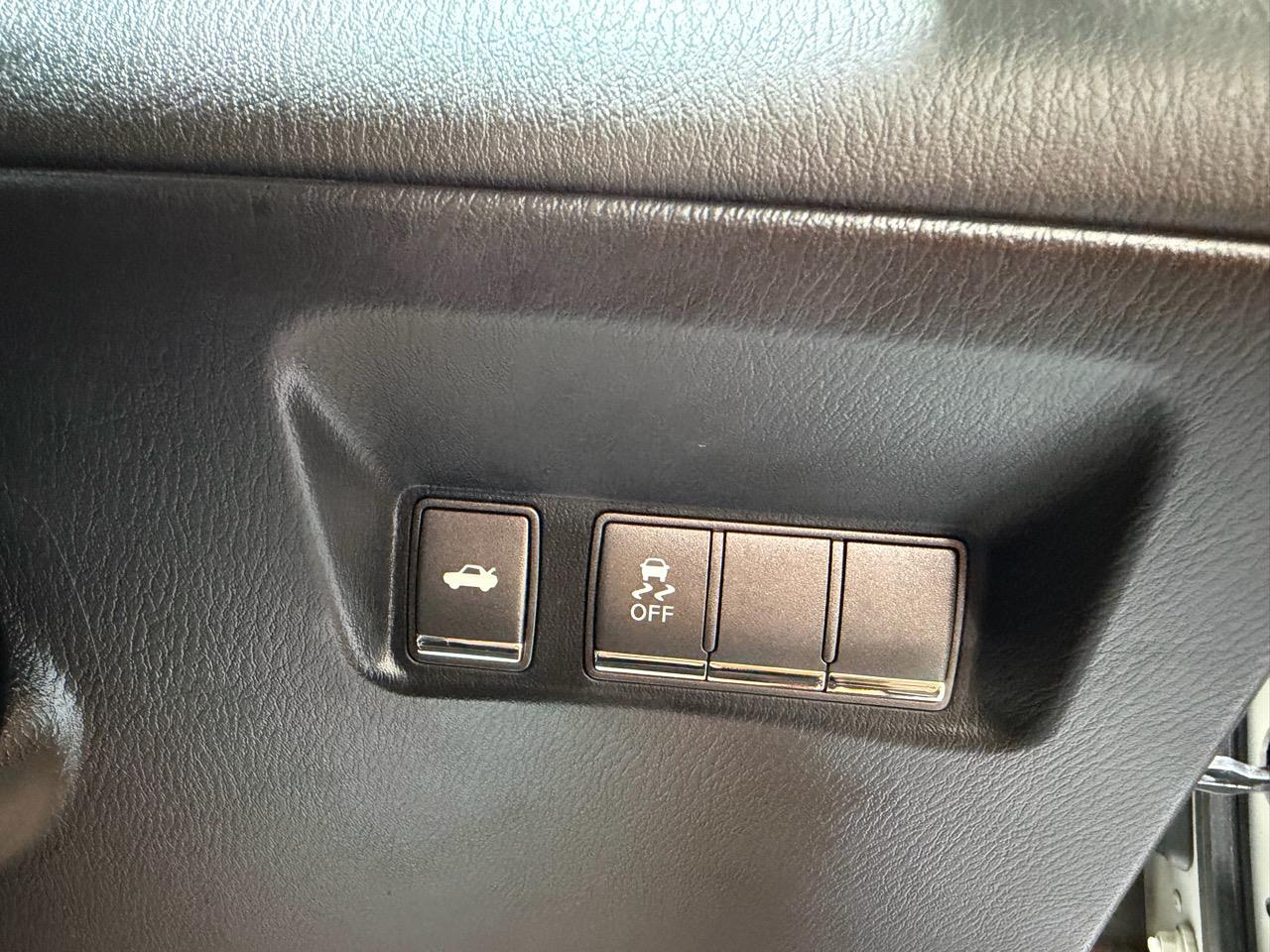 2014 Nissan Fuga