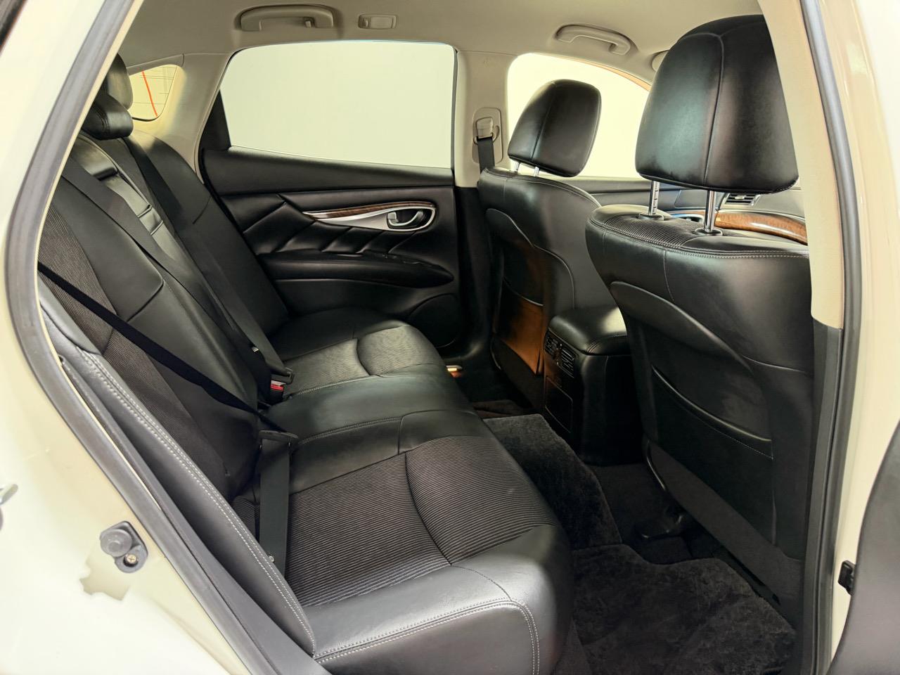 2014 Nissan Fuga