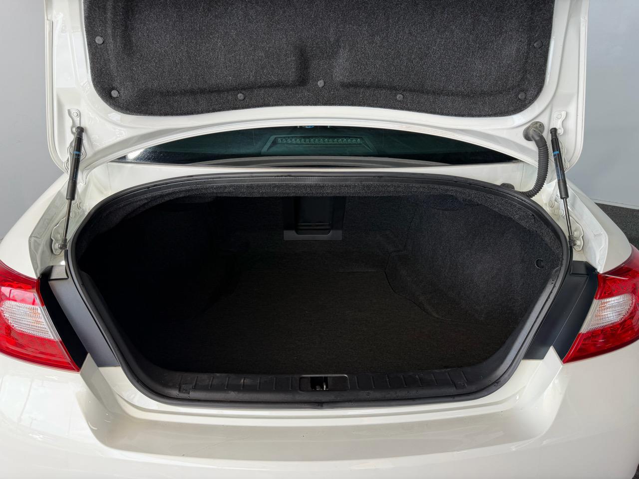 2014 Nissan Fuga