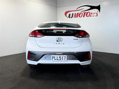 2022 Hyundai IONIQ - Thumbnail