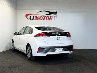 2022 Hyundai IONIQ - Thumbnail