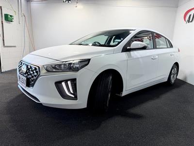 2022 Hyundai IONIQ - Thumbnail