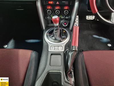 2013 Toyota 86 - Thumbnail