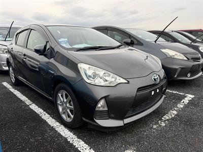 2012 Toyota Aqua - Thumbnail