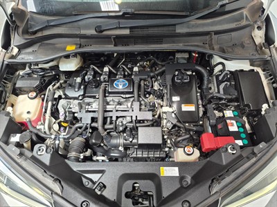 2017 Toyota C-HR - Thumbnail