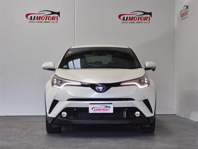 2017 Toyota C-HR - Thumbnail