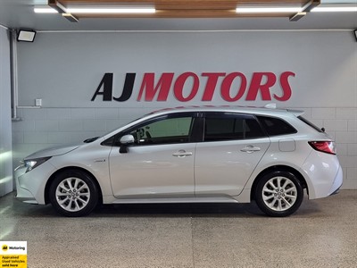 2020 Toyota Corolla - Thumbnail