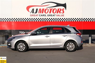 2022 Hyundai i30 - Thumbnail