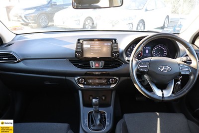 2022 Hyundai i30 - Thumbnail