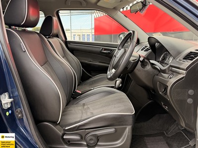 2015 Suzuki Swift - Thumbnail