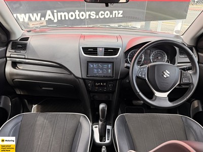 2015 Suzuki Swift - Thumbnail