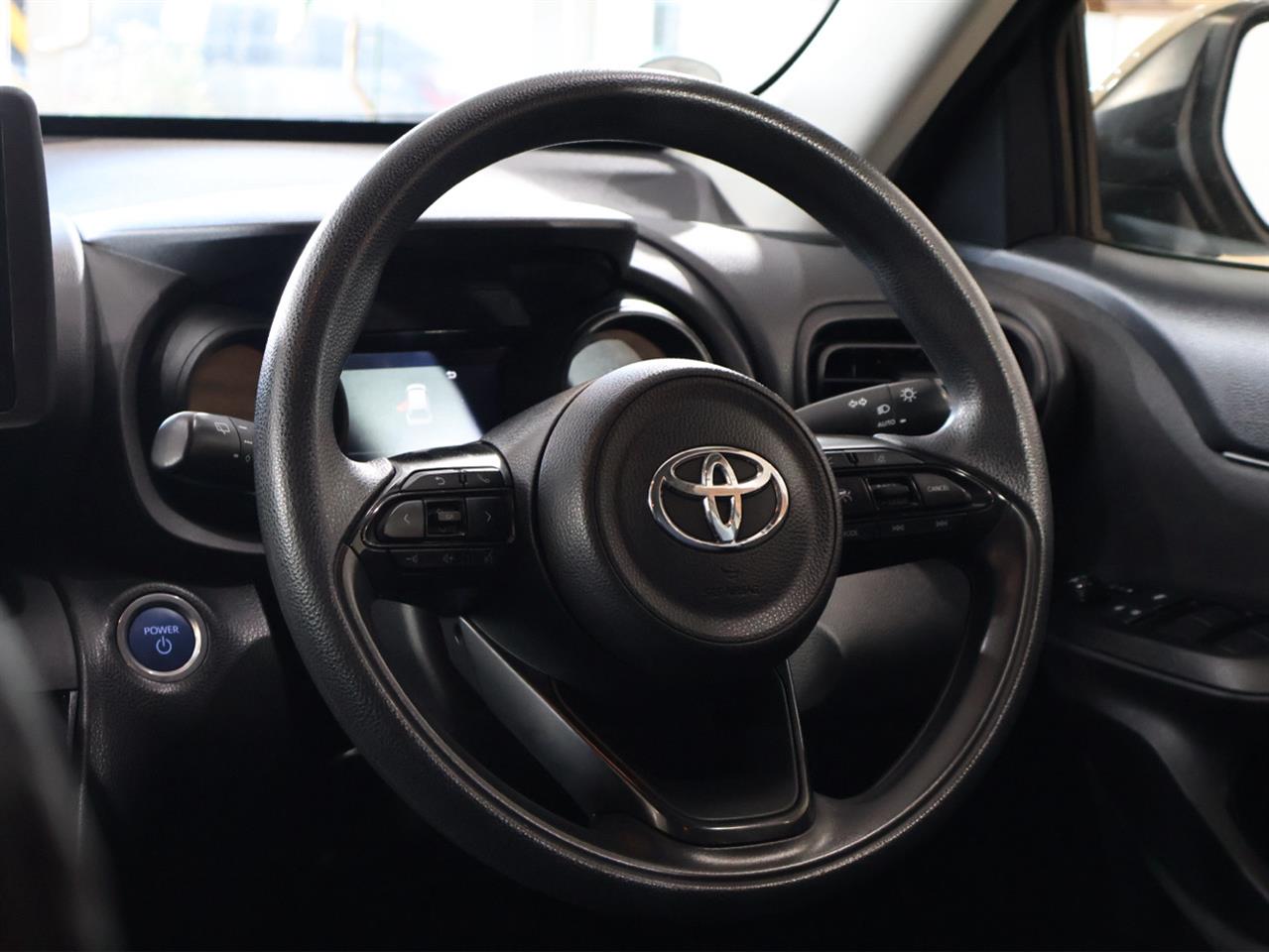 2021 Toyota YARIS CROSS