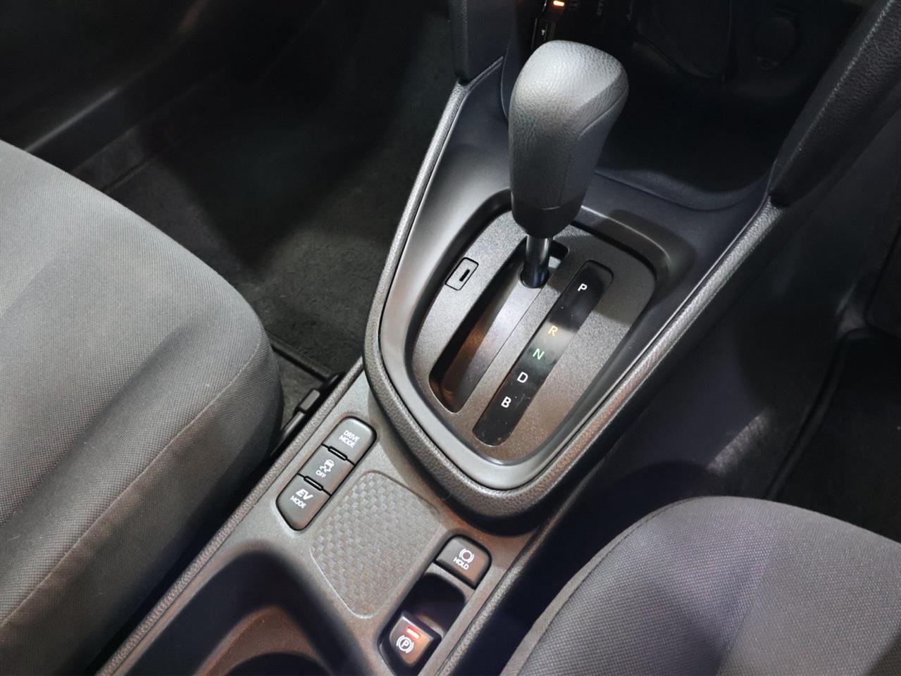 2021 Toyota YARIS CROSS