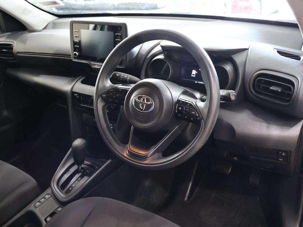2021 Toyota YARIS CROSS