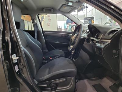 2014 Suzuki Swift - Thumbnail