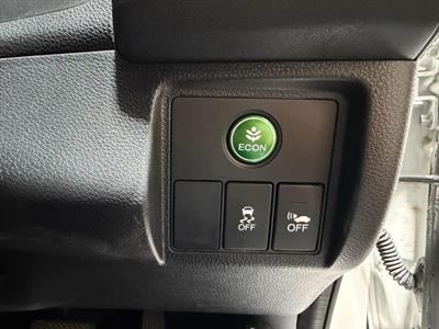 2015 Honda Vezel - Thumbnail