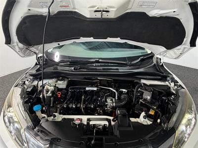 2015 Honda Vezel - Thumbnail
