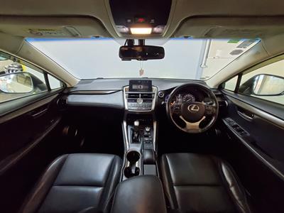 2014 Lexus NX 300h - Thumbnail