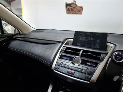 2014 Lexus NX 300h - Thumbnail