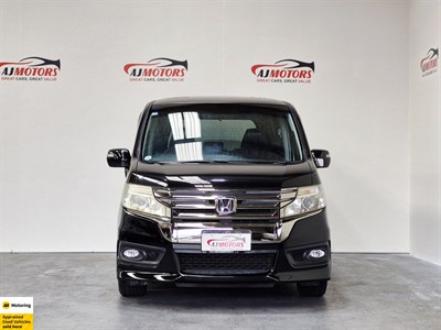 2015 Honda STEPWAGON - Thumbnail