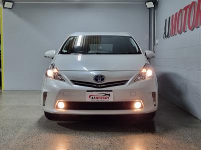 2014 Toyota Prius - Thumbnail