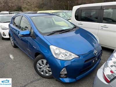 2013 Toyota Aqua - Thumbnail