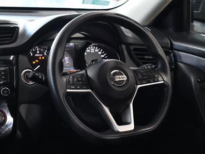 2022 Nissan X-Trail - Thumbnail