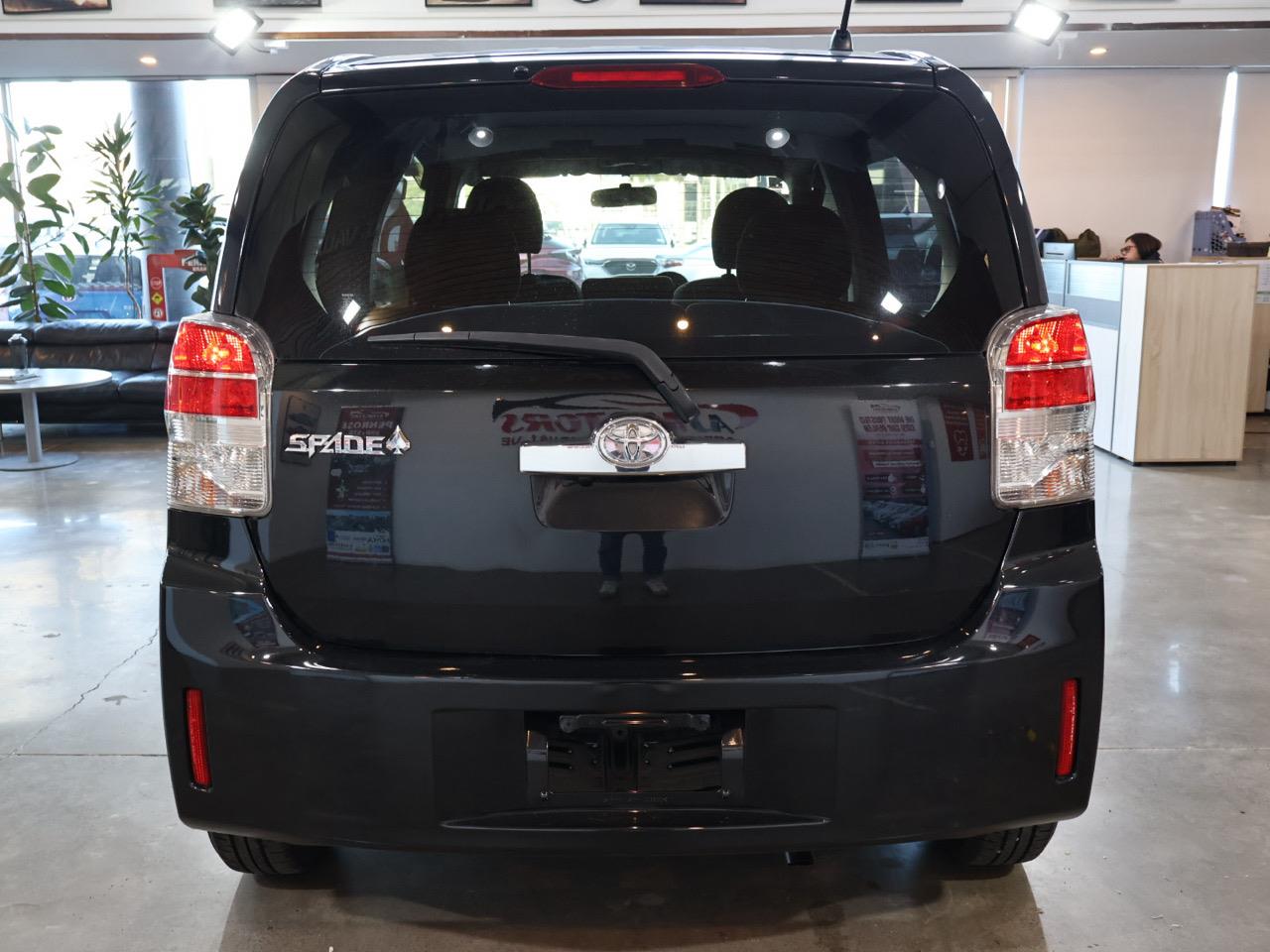 2015 Toyota Spade