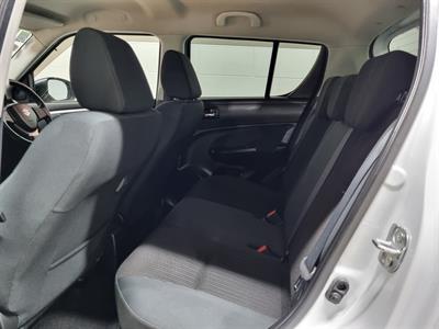 2014 Suzuki Swift - Thumbnail