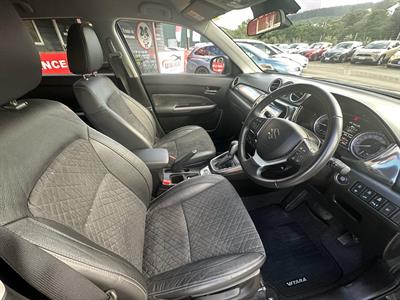 2023 Suzuki Vitara - Thumbnail