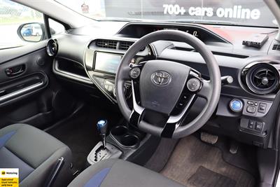 2021 Toyota Aqua - Thumbnail