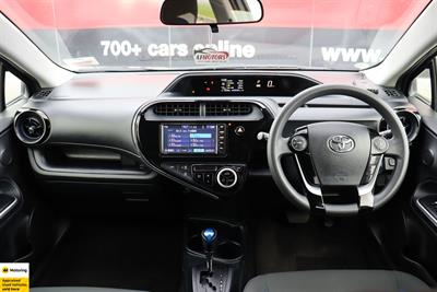 2021 Toyota Aqua - Thumbnail