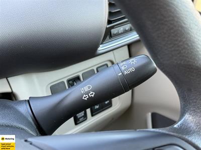 2019 Nissan Serena - Thumbnail