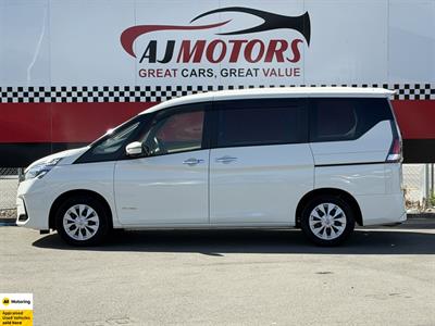 2019 Nissan Serena - Thumbnail