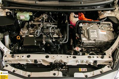 2018 Toyota Aqua - Thumbnail