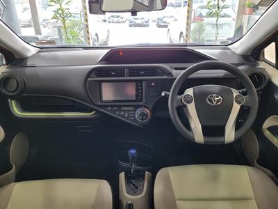 2014 Toyota Aqua - Thumbnail