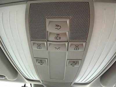 2009 Mercedes-Benz E 250 - Thumbnail