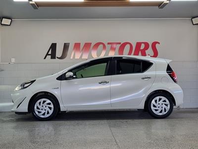 2019 Toyota Aqua - Thumbnail
