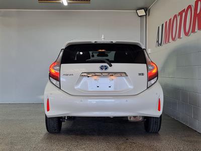 2019 Toyota Aqua - Thumbnail