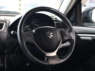 2015 Suzuki Swift - Thumbnail