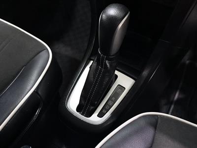 2015 Suzuki Swift - Thumbnail