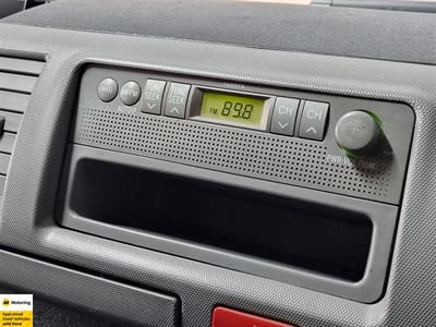 2013 Toyota Hiace - Thumbnail