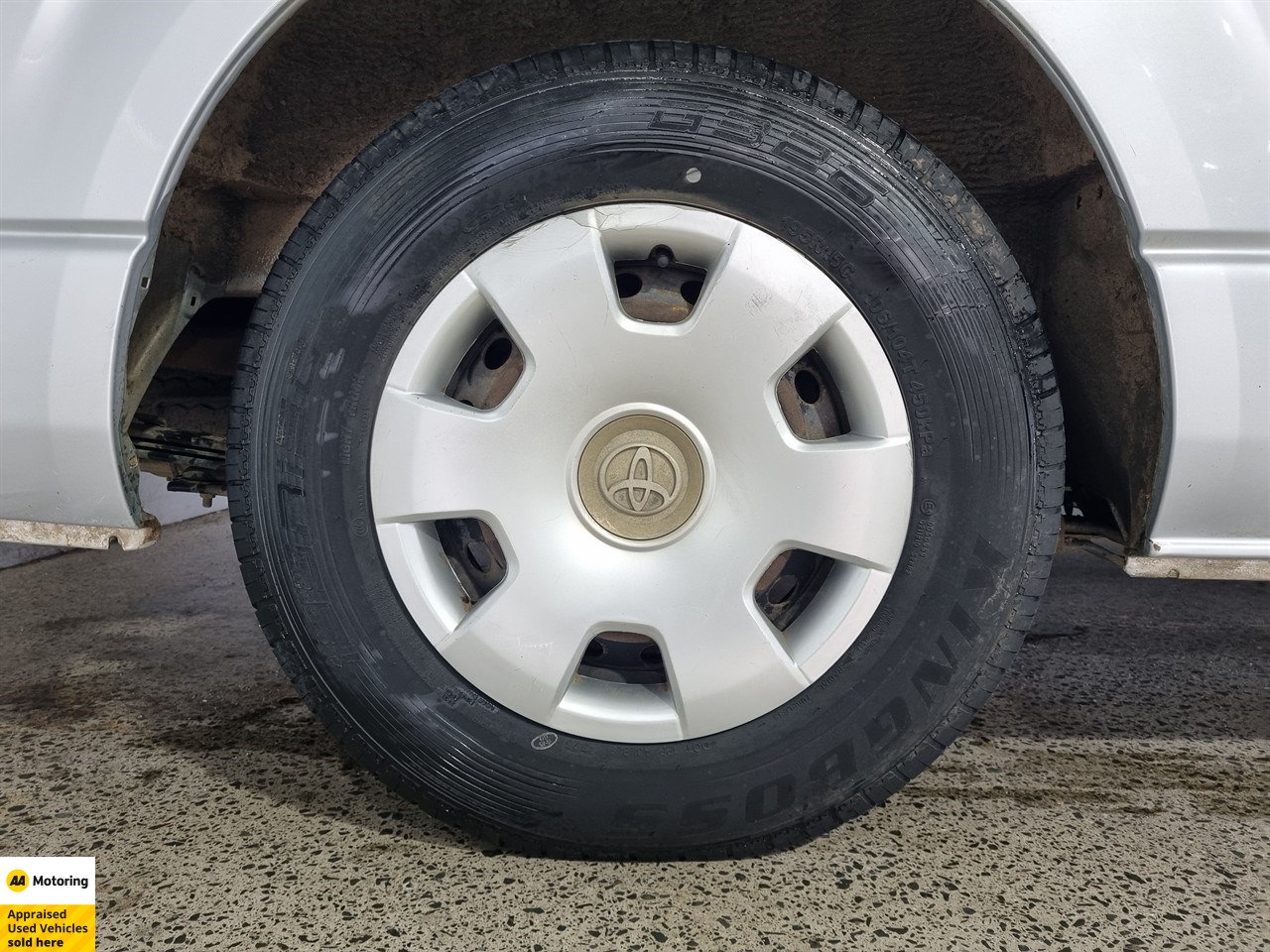 2013 Toyota Hiace