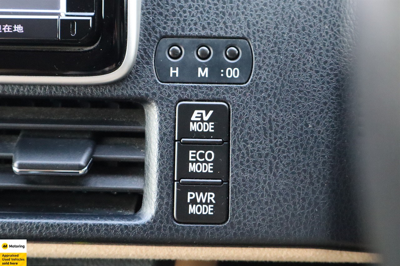 2014 Toyota Noah