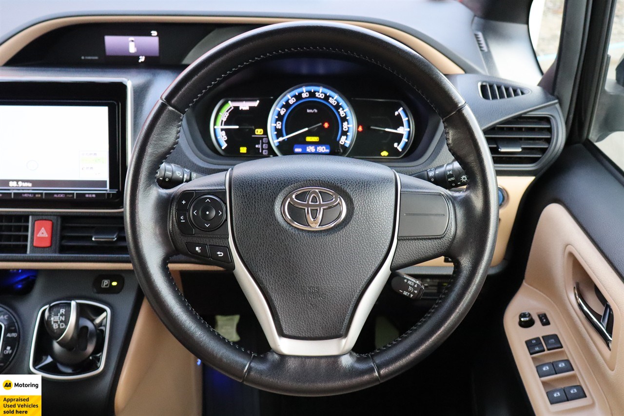2014 Toyota Noah
