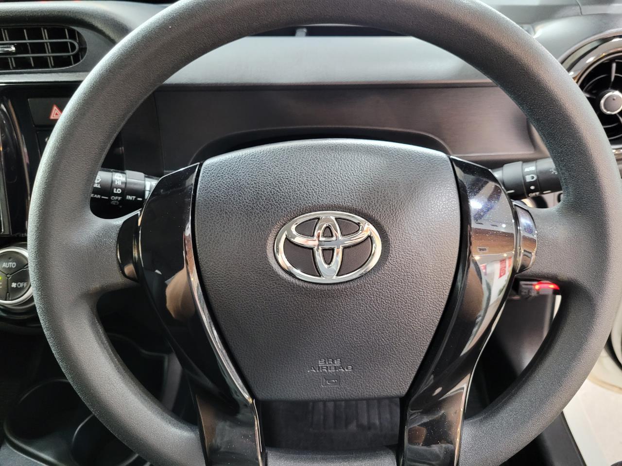 2017 Toyota Aqua