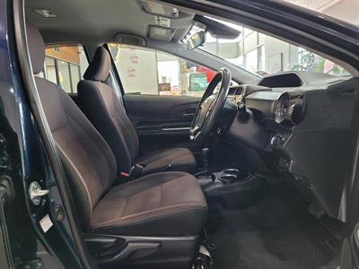 2017 Toyota Aqua - Thumbnail