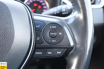 2019 Toyota RAV4 - Thumbnail