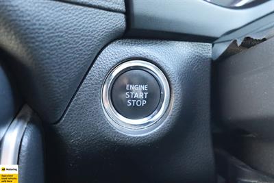 2019 Toyota RAV4 - Thumbnail